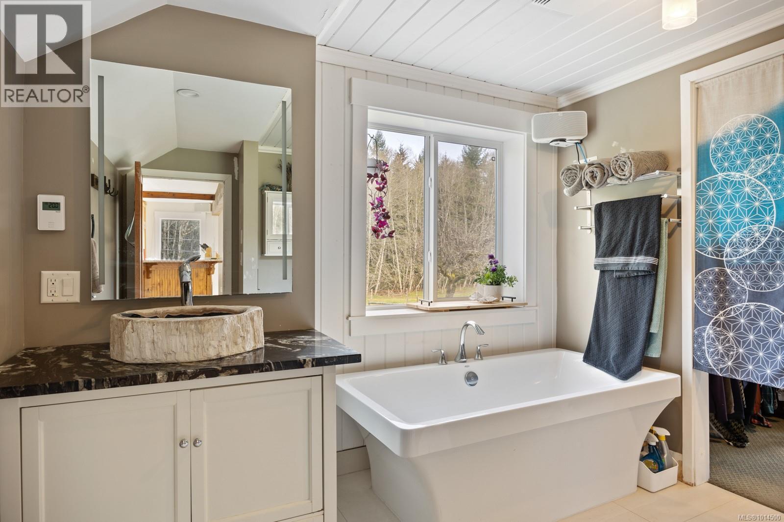 2601 Grafton Ave, Coombs, British Columbia  V9K 1Y1 - Photo 15 - 1014500