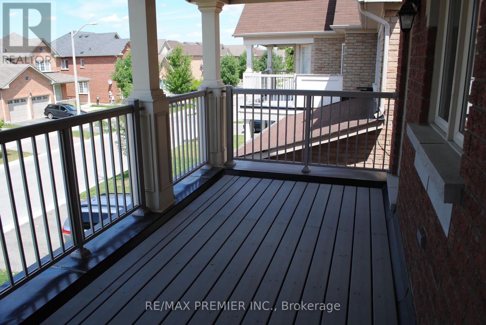 1 Poulias Avenue, Richmond Hill, Ontario  L4E 4X5 - Photo 23 - N12414078