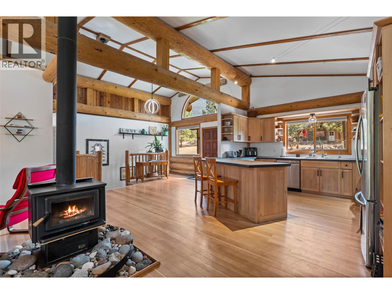 129 Coldwater Road, Merritt, British Columbia  V1K 1B8 - Photo 8 - 10363337