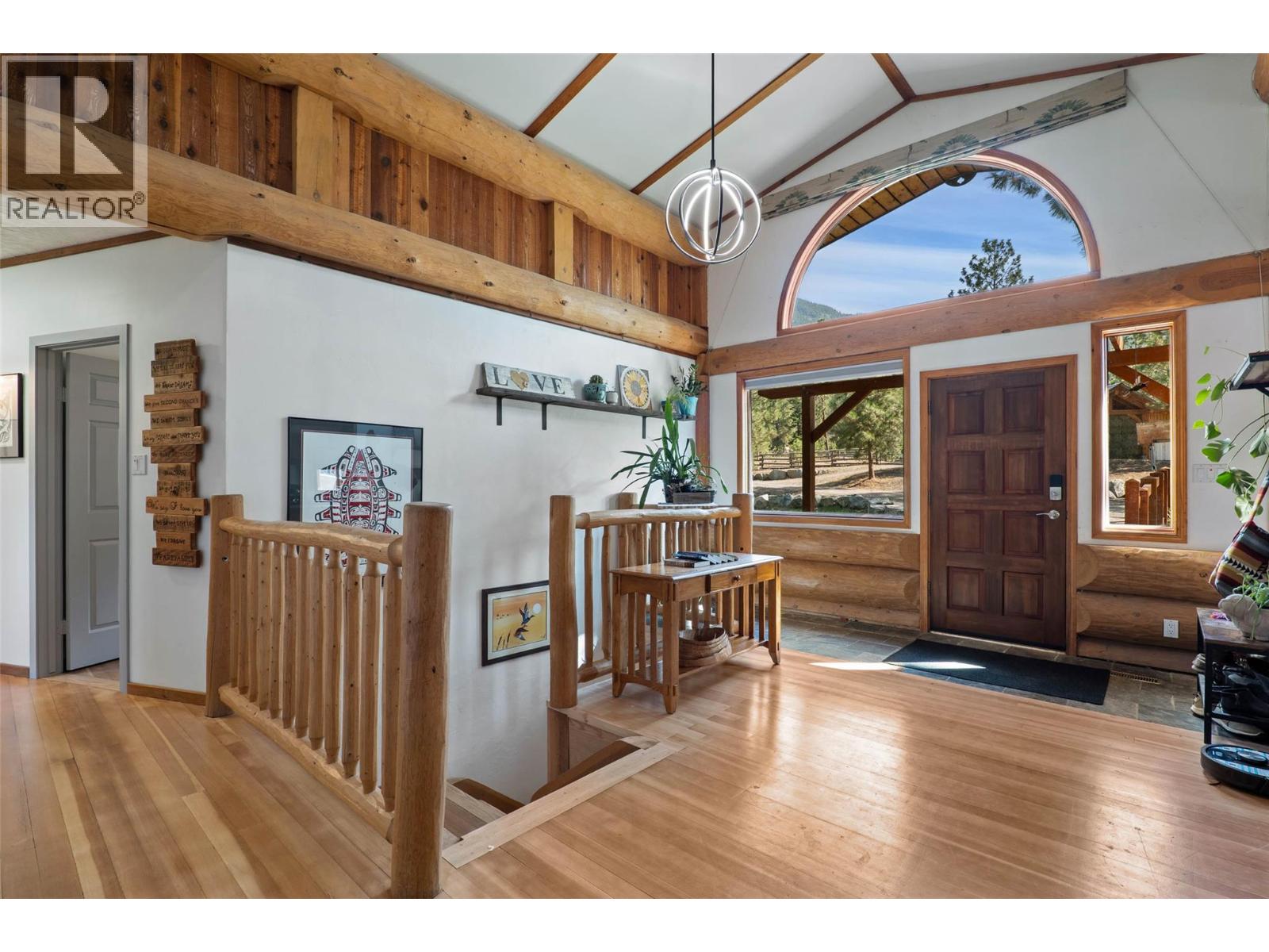 129 Coldwater Road, Merritt, British Columbia  V1K 1B8 - Photo 5 - 10363337