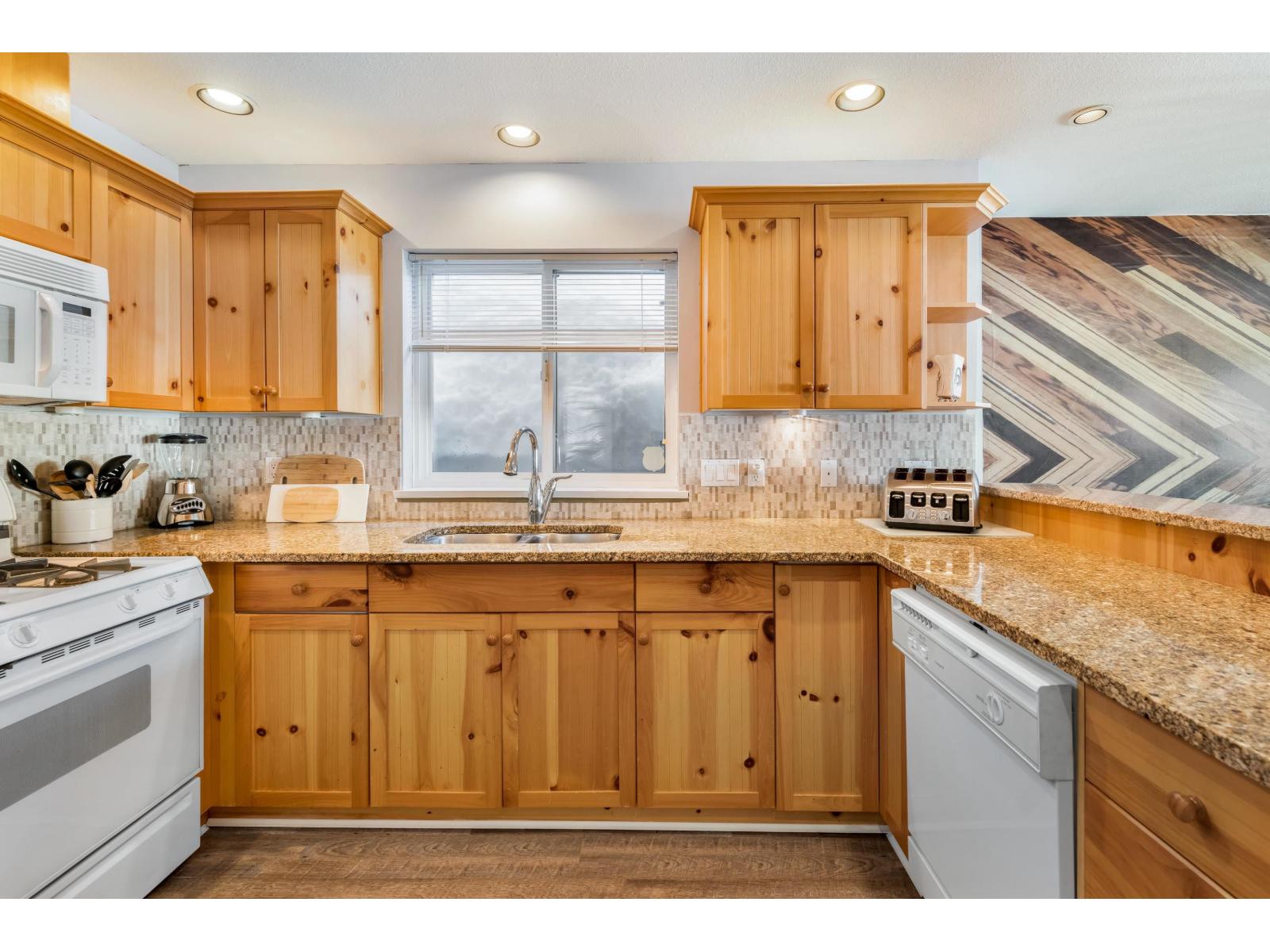 20959 Sakwi Creek Road, Mission, British Columbia  V0M 1A1 - Photo 16 - R3050299
