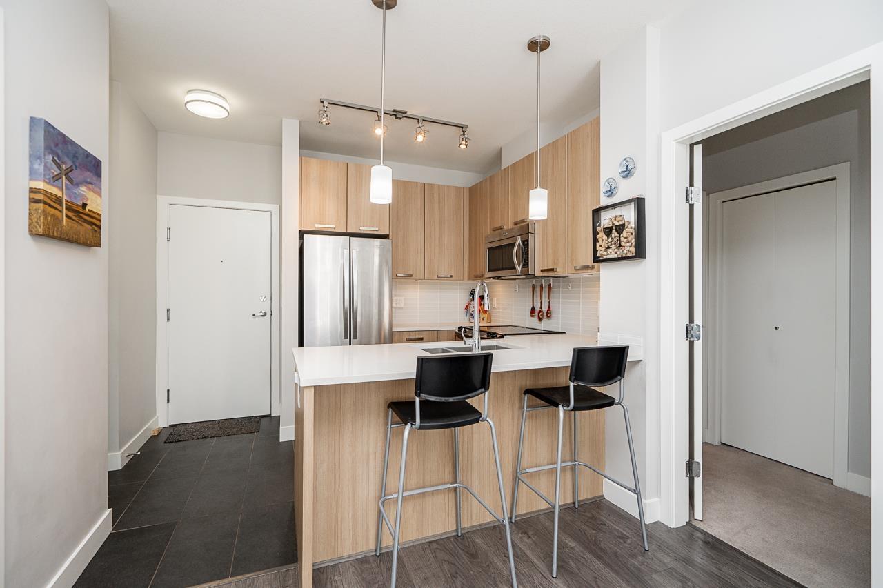 203 10477 154 Street, Surrey, British Columbia  V3R 0C6 - Photo 6 - R3049757