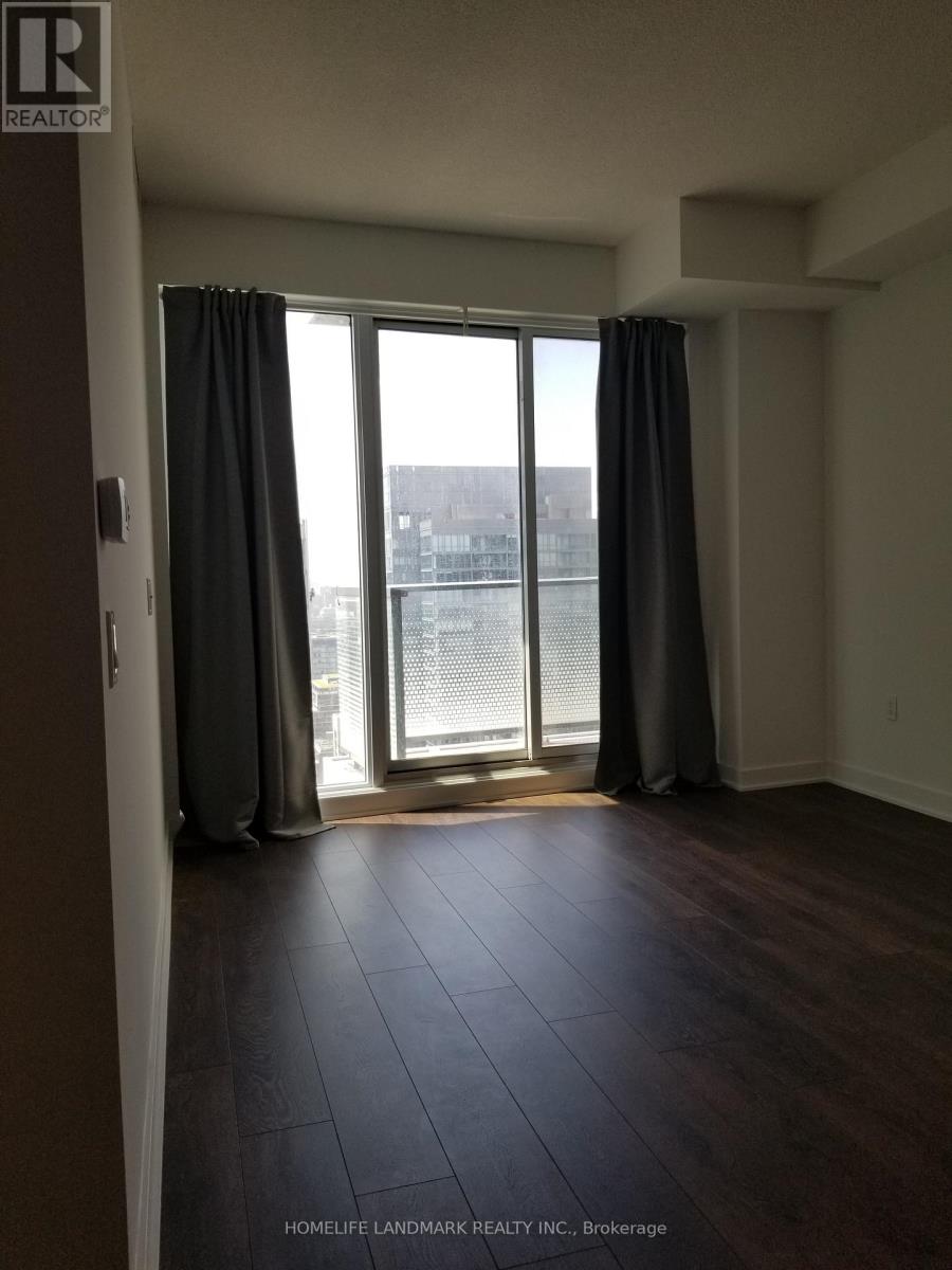 3903 - 125 Blue Jays Way, Toronto (Waterfront Communities), Ontario  M5V 0N5 - Photo 2 - C12416772