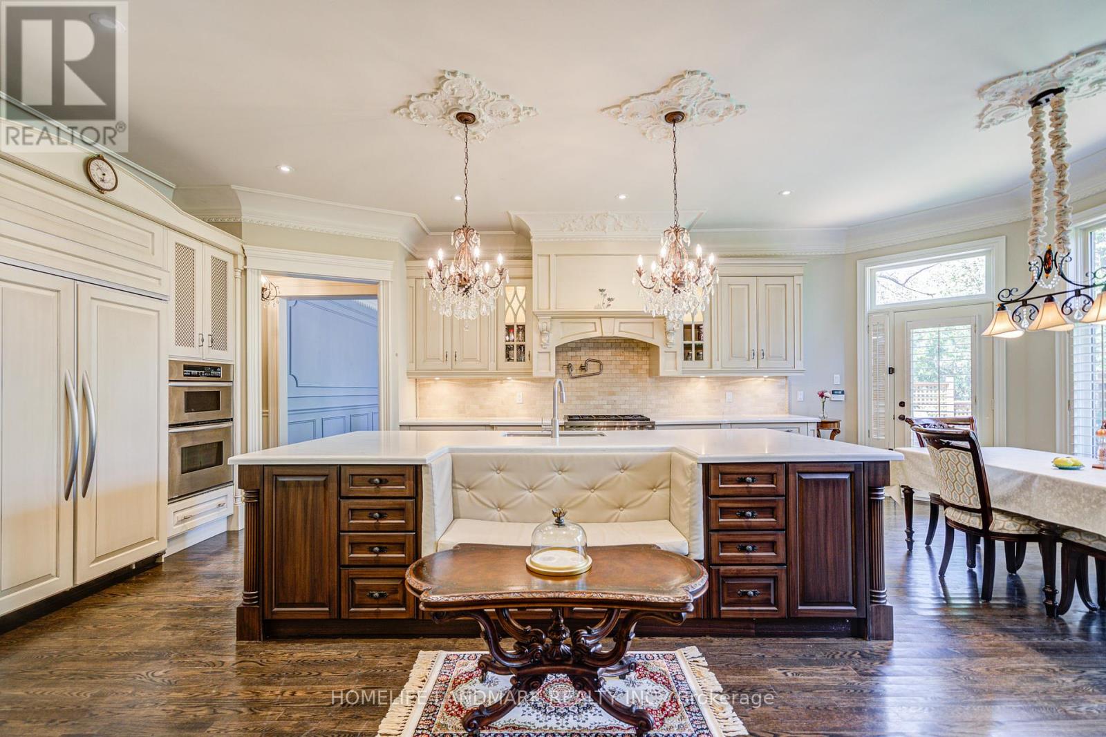 72 Gordon Road, Toronto, Ontario  M2P 1E4 - Photo 12 - C12416780
