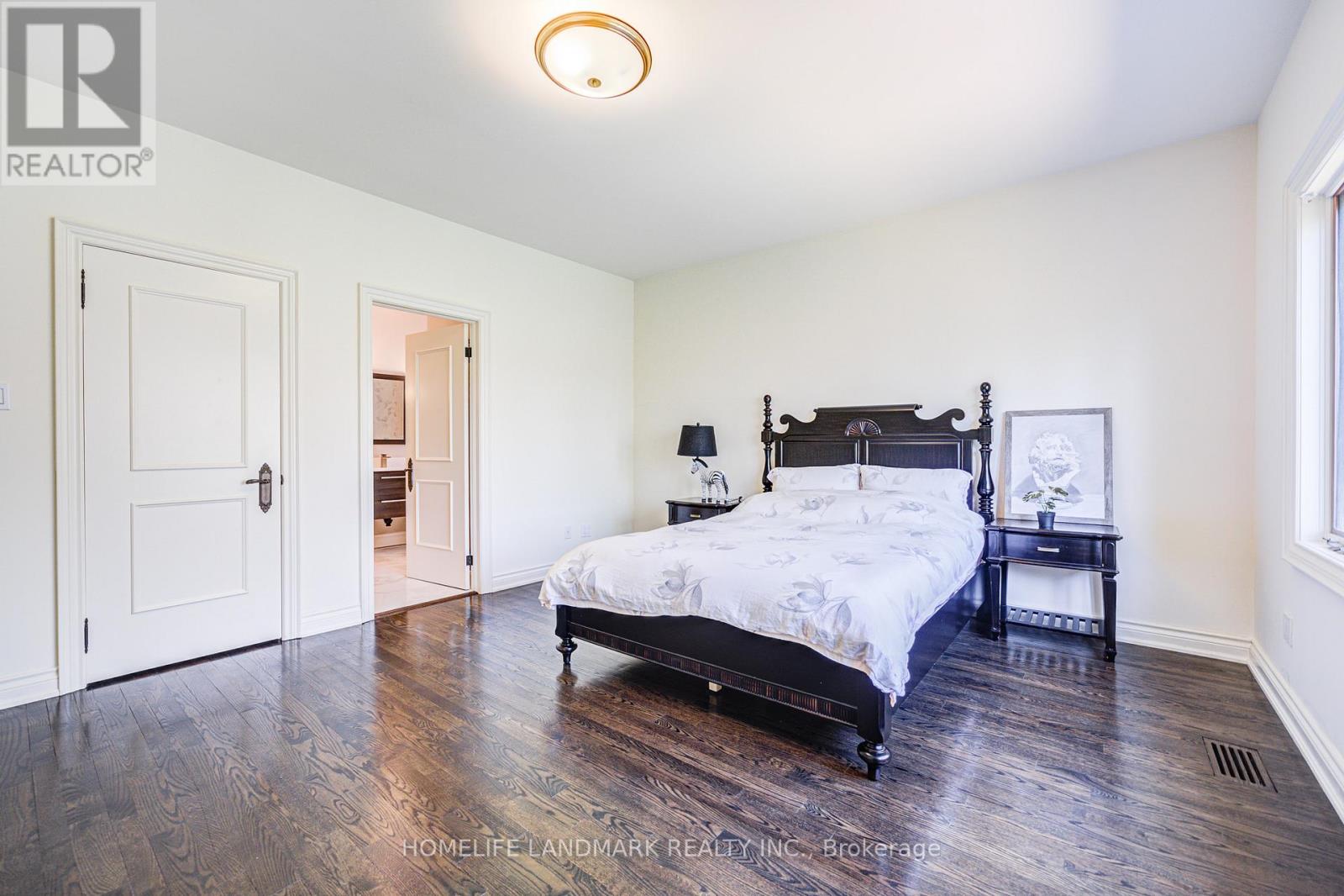 72 Gordon Road, Toronto, Ontario  M2P 1E4 - Photo 23 - C12416780
