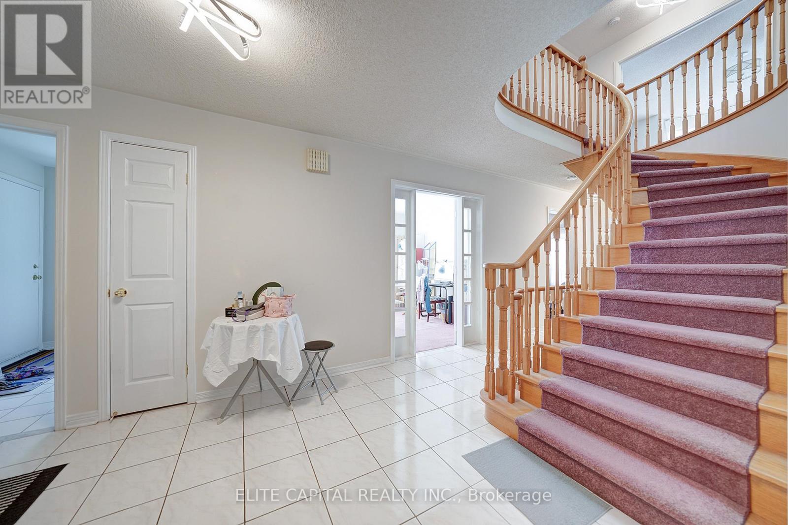 36 Ashcott Street, Toronto, Ontario  M1V 5G5 - Photo 11 - E12416775