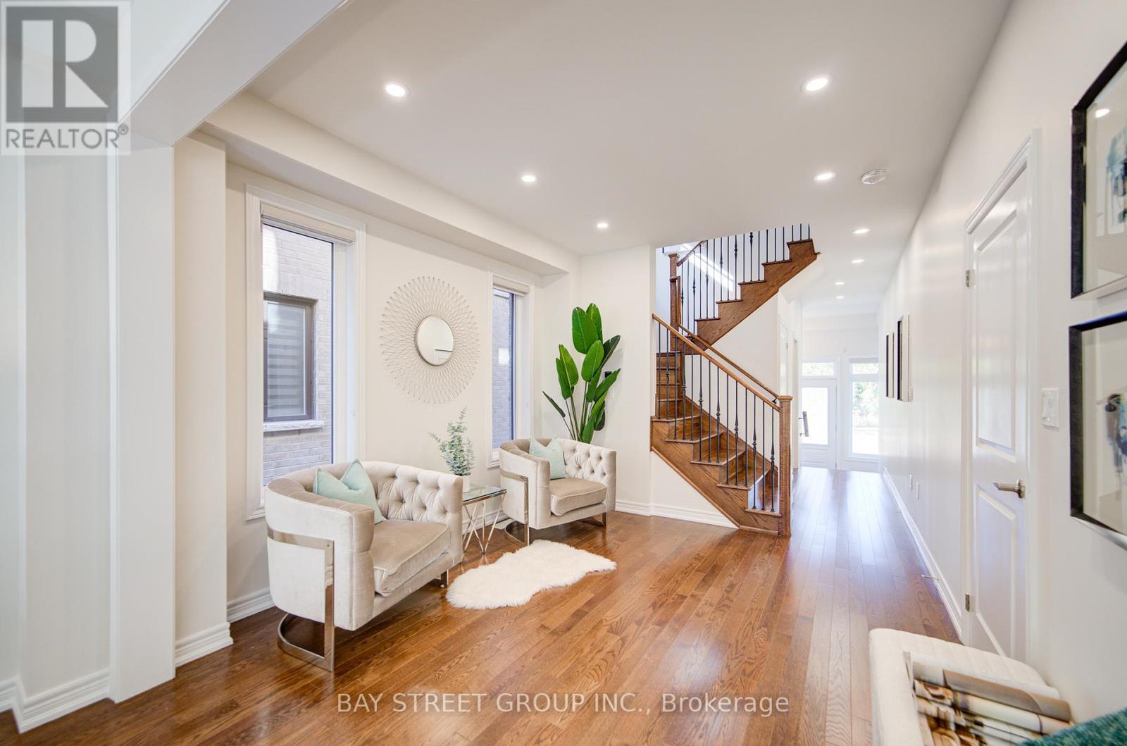 87 Mccague Avenue, Richmond Hill, Ontario  L4S 0M2 - Photo 10 - N12416771