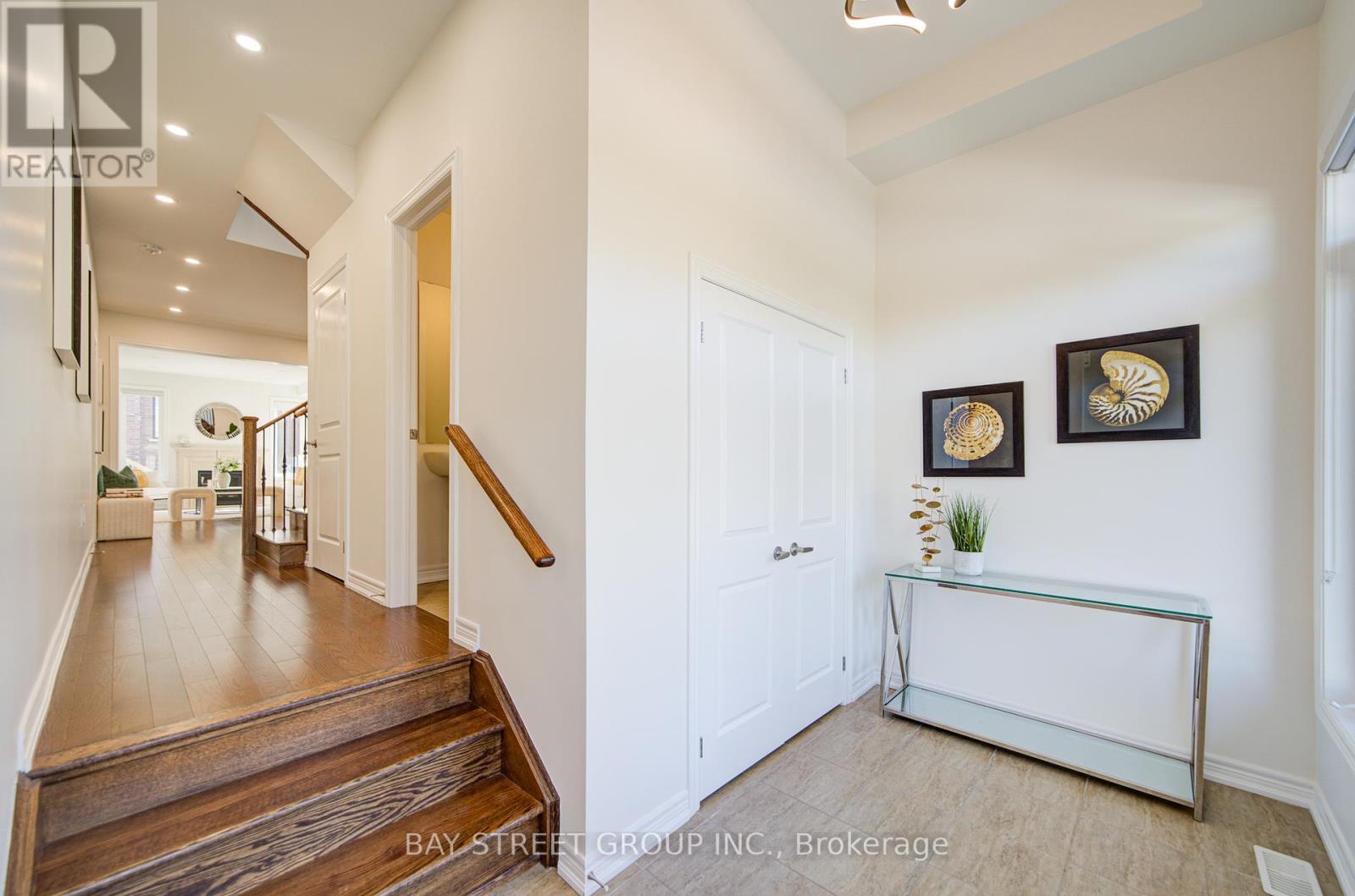 87 Mccague Avenue, Richmond Hill, Ontario  L4S 0M2 - Photo 7 - N12416771