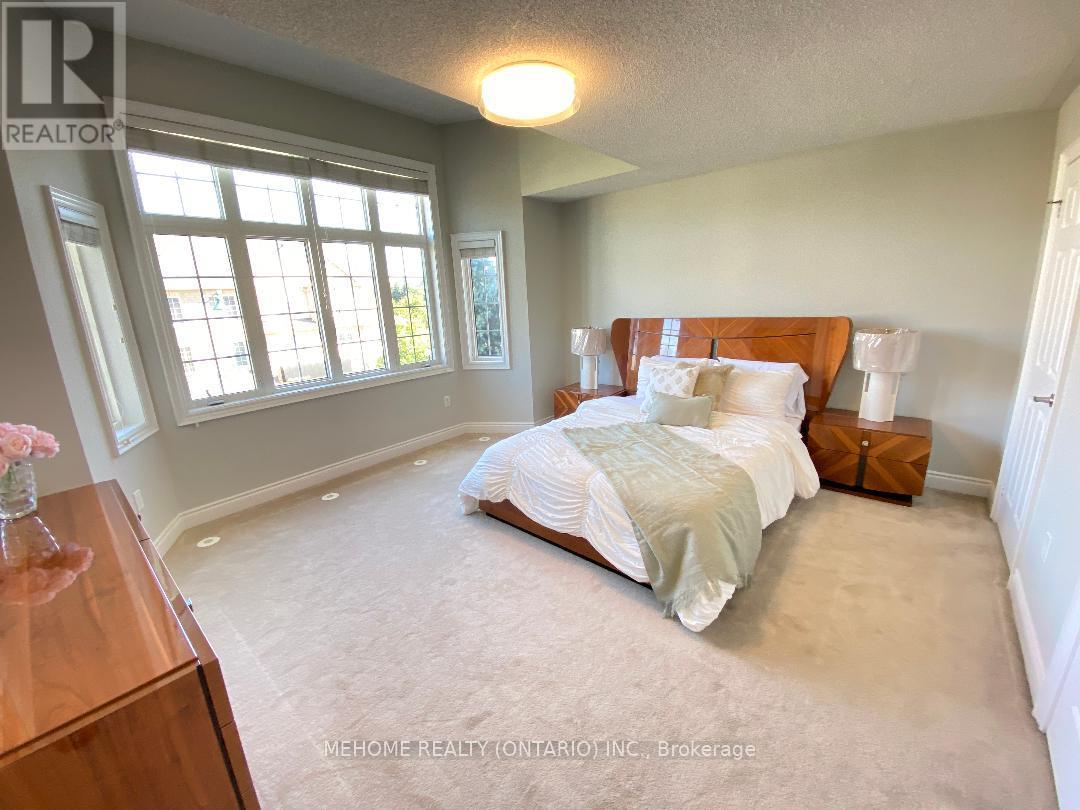 190 Legends Way, Markham, Ontario  L3R 6A9 - Photo 34 - N12416774