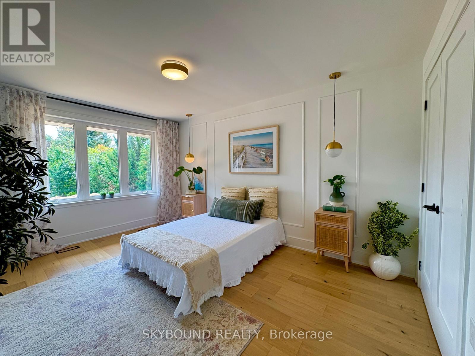 23 Drury Lane, Toronto, Ontario  M9P 1P8 - Photo 12 - W12416770