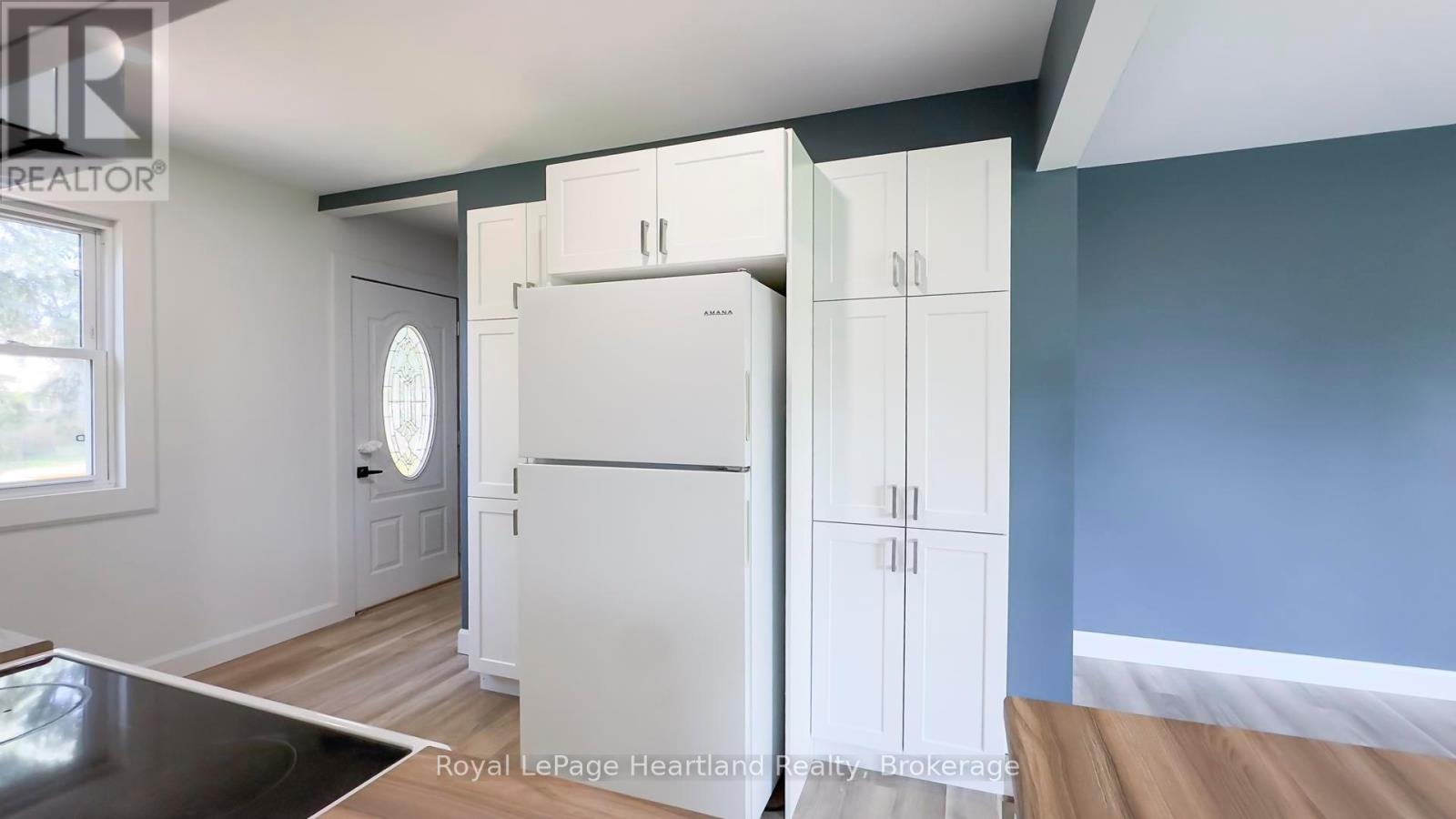 26 Quebec Road, Huron East, Ontario  N0M 1L0 - Photo 10 - X12416799