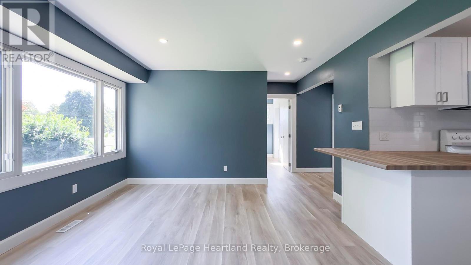 26 Quebec Road, Huron East, Ontario  N0M 1L0 - Photo 16 - X12416799