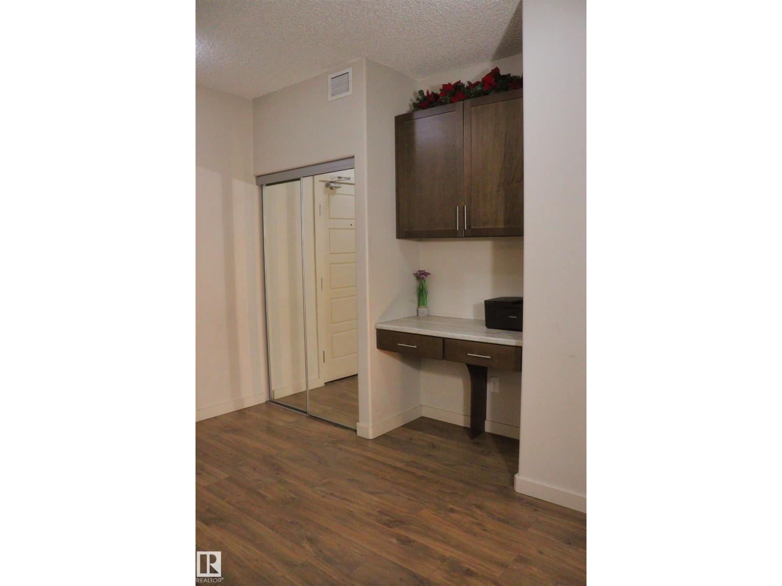 #110 1144 Adamson Dr Sw, Edmonton, Alberta  T6W 2X7 - Photo 8 - E4458747