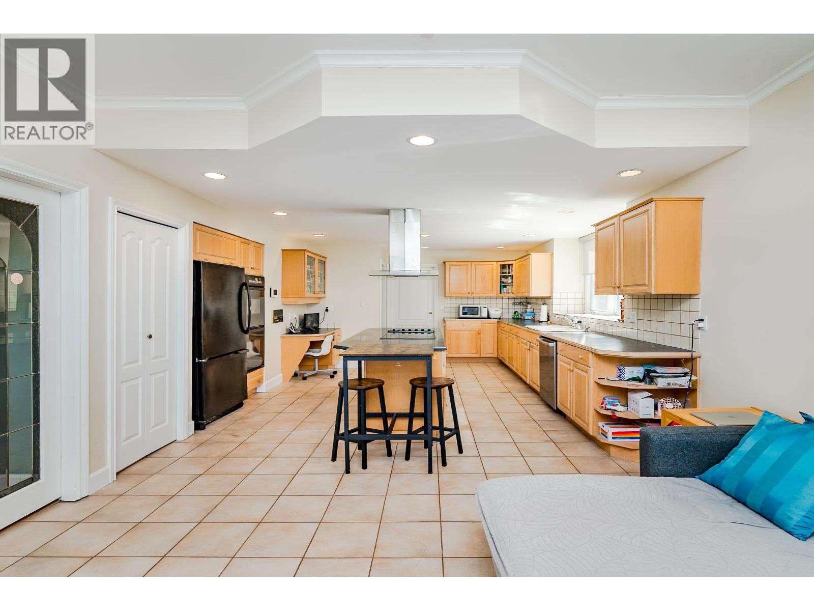 8405 Gillnet Place, Vancouver, British Columbia  V6P 6P7 - Photo 10 - R3046300