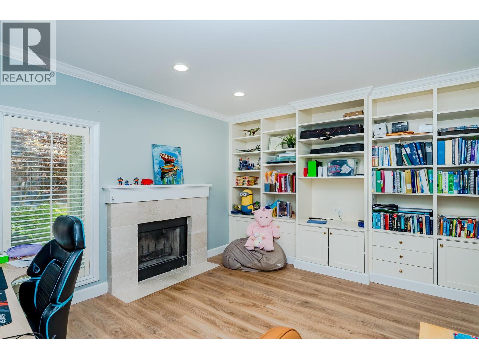 8405 Gillnet Place, Vancouver, British Columbia  V6P 6P7 - Photo 8 - R3046300