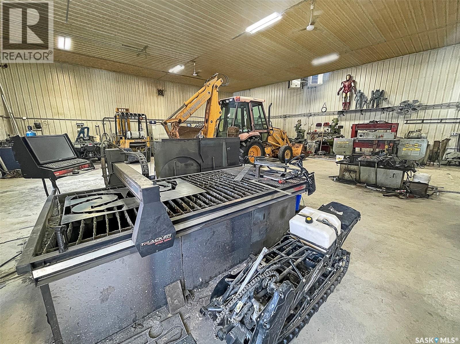 Rhineland Acreage, Swift Current Rm No. 137, Saskatchewan  S9H 4M6 - Photo 25 - SK995777