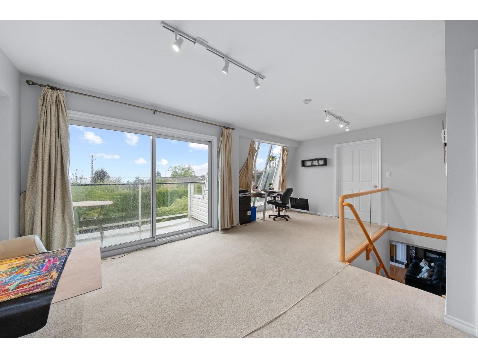 14424 Mann Park Crescent, White Rock, British Columbia  V4B 3A8 - Photo 18 - R3050159