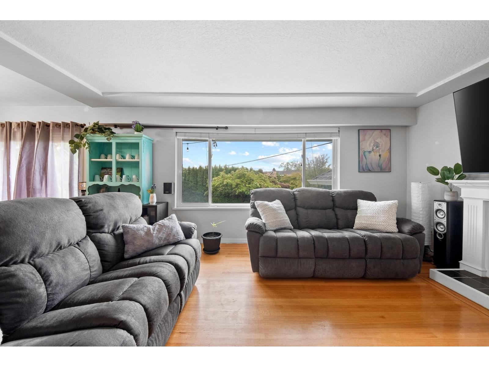 14424 Mann Park Crescent, White Rock, British Columbia  V4B 3A8 - Photo 6 - R3050159