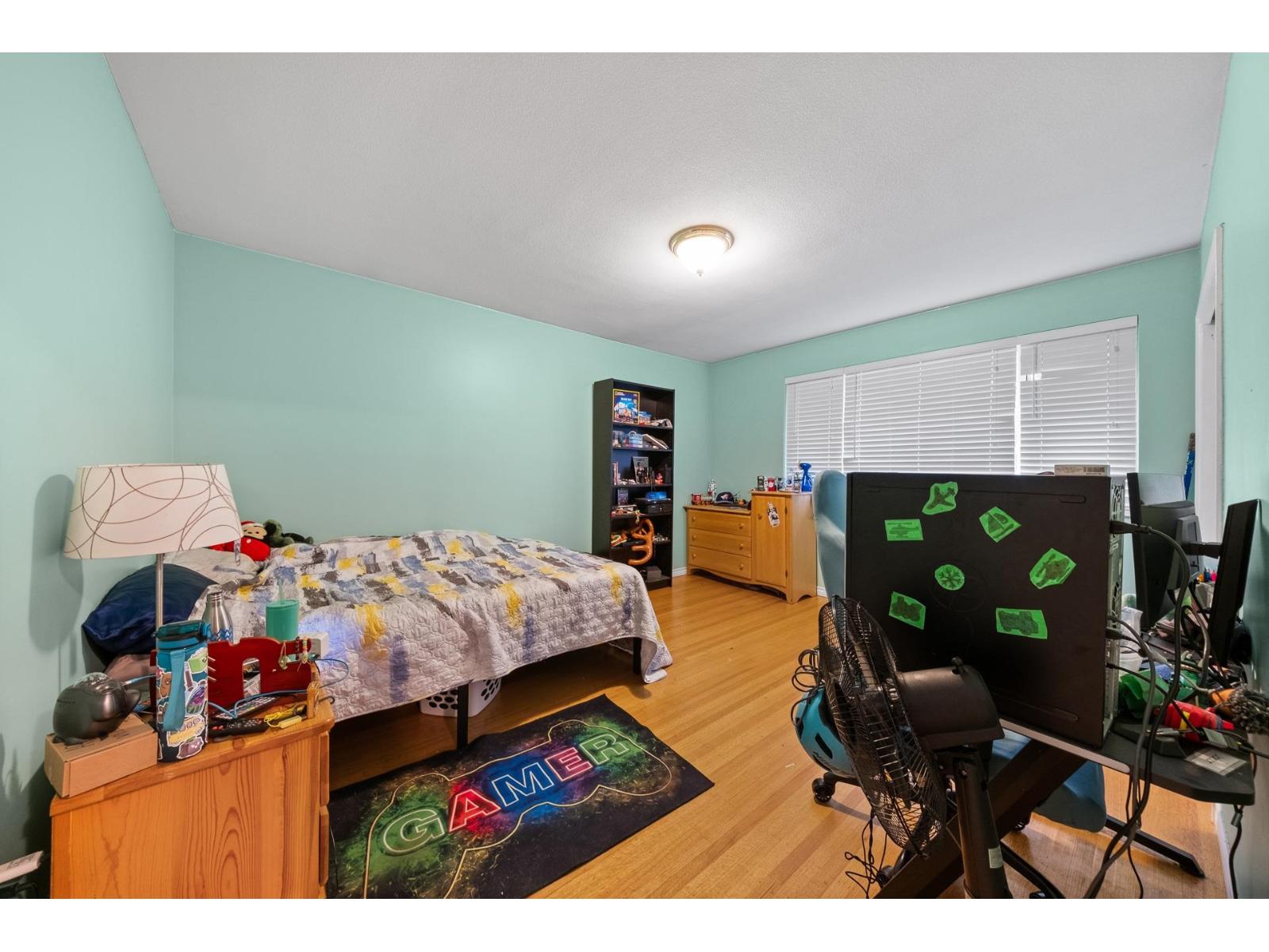 14424 Mann Park Crescent, White Rock, British Columbia  V4B 3A8 - Photo 14 - R3050159