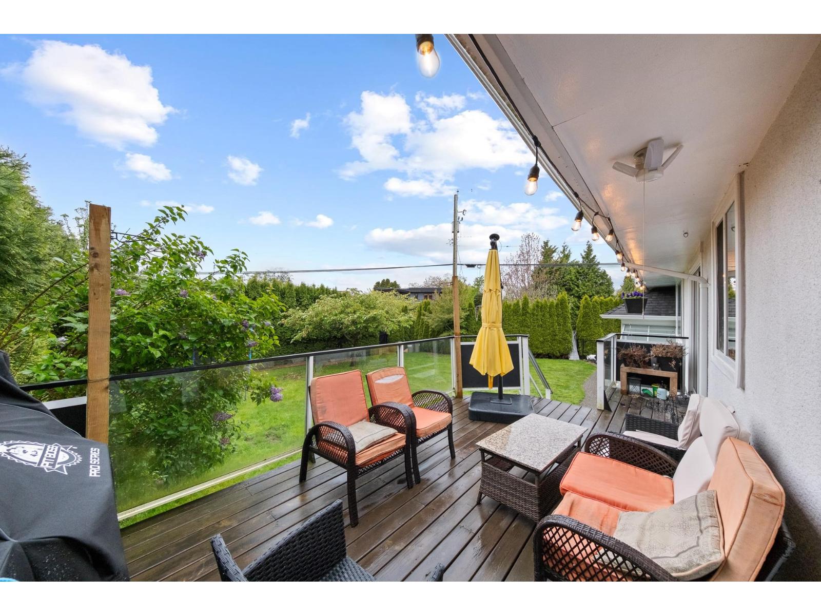 14424 Mann Park Crescent, White Rock, British Columbia  V4B 3A8 - Photo 30 - R3050159