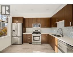 32 1111 Ewen Avenue, New Westminster, Ca