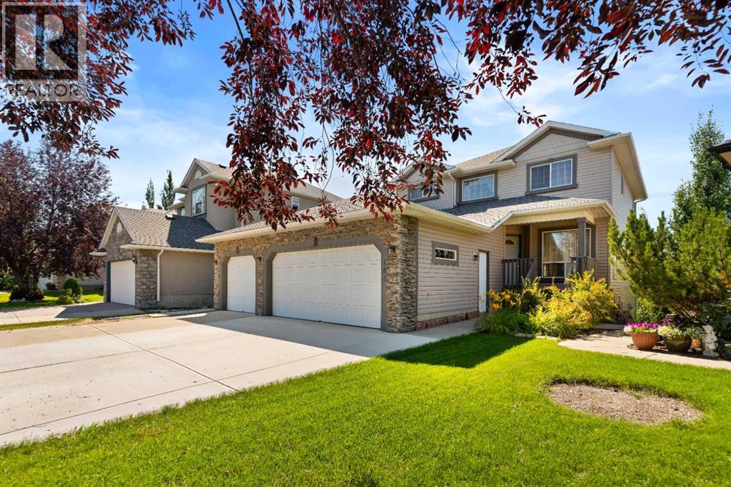 183 Cove Drive, Chestermere, Alberta  T1X 1E9 - Photo 2 - A2248417