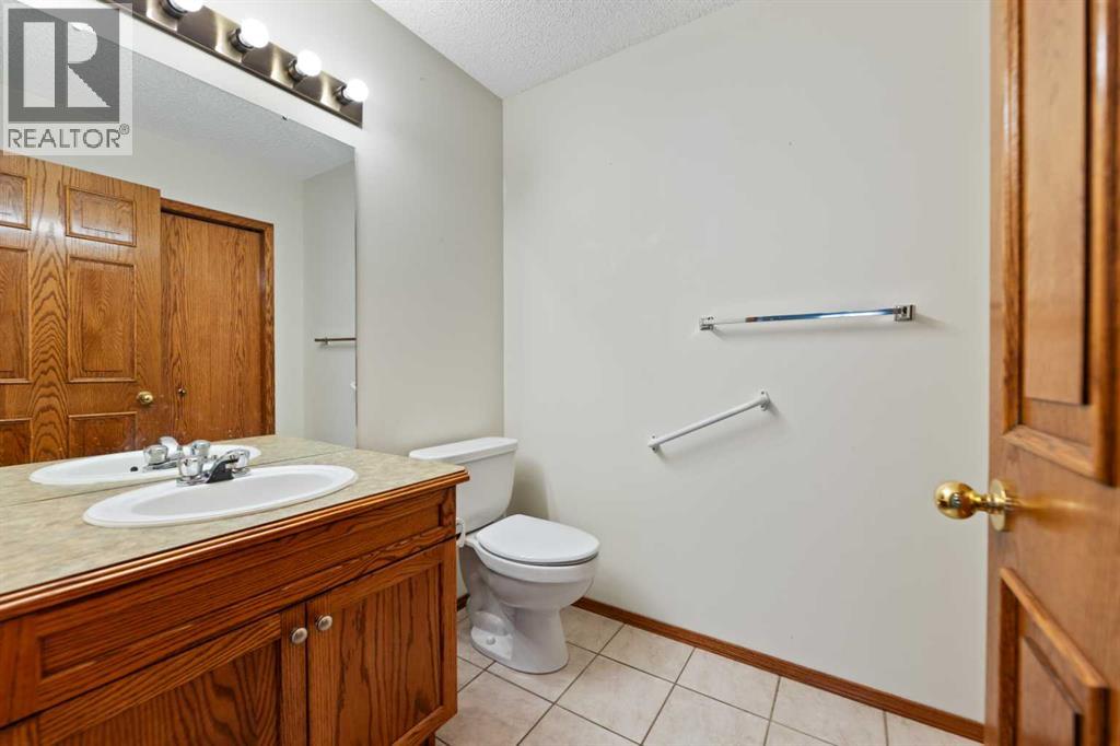 183 Cove Drive, Chestermere, Alberta  T1X 1E9 - Photo 20 - A2248417