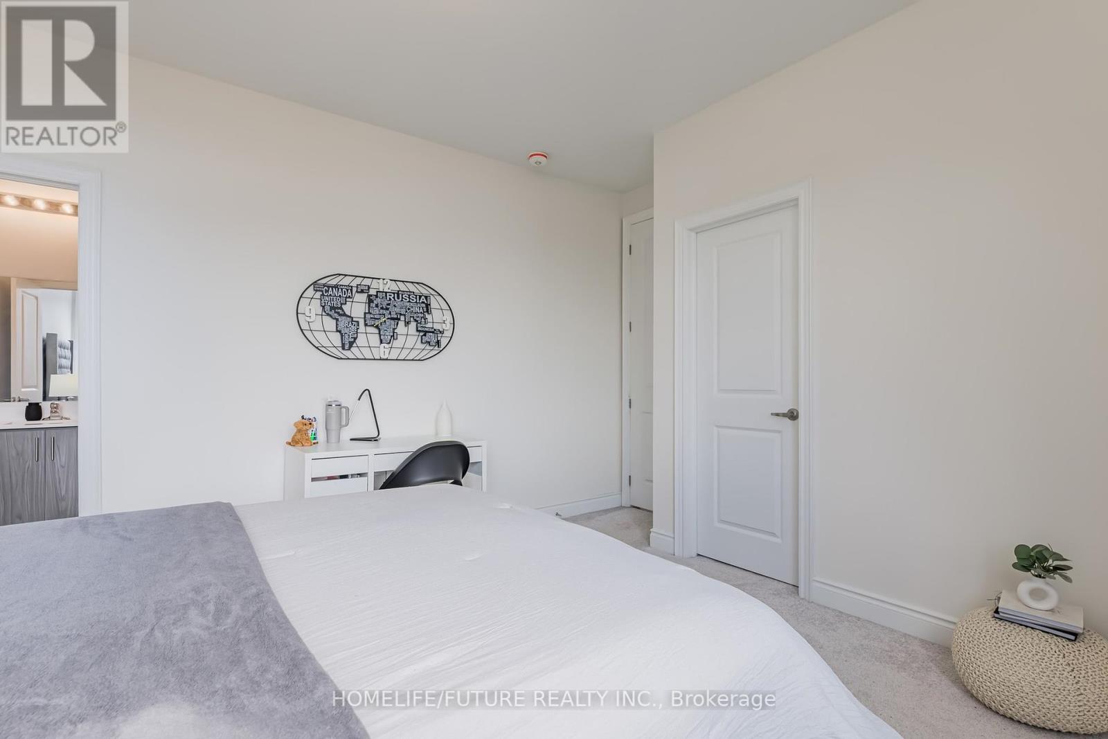 19 Joiner Circle, Whitchurch-Stouffville (Ballantrae), Ontario  L4A 4W9 - Photo 33 - N12401553