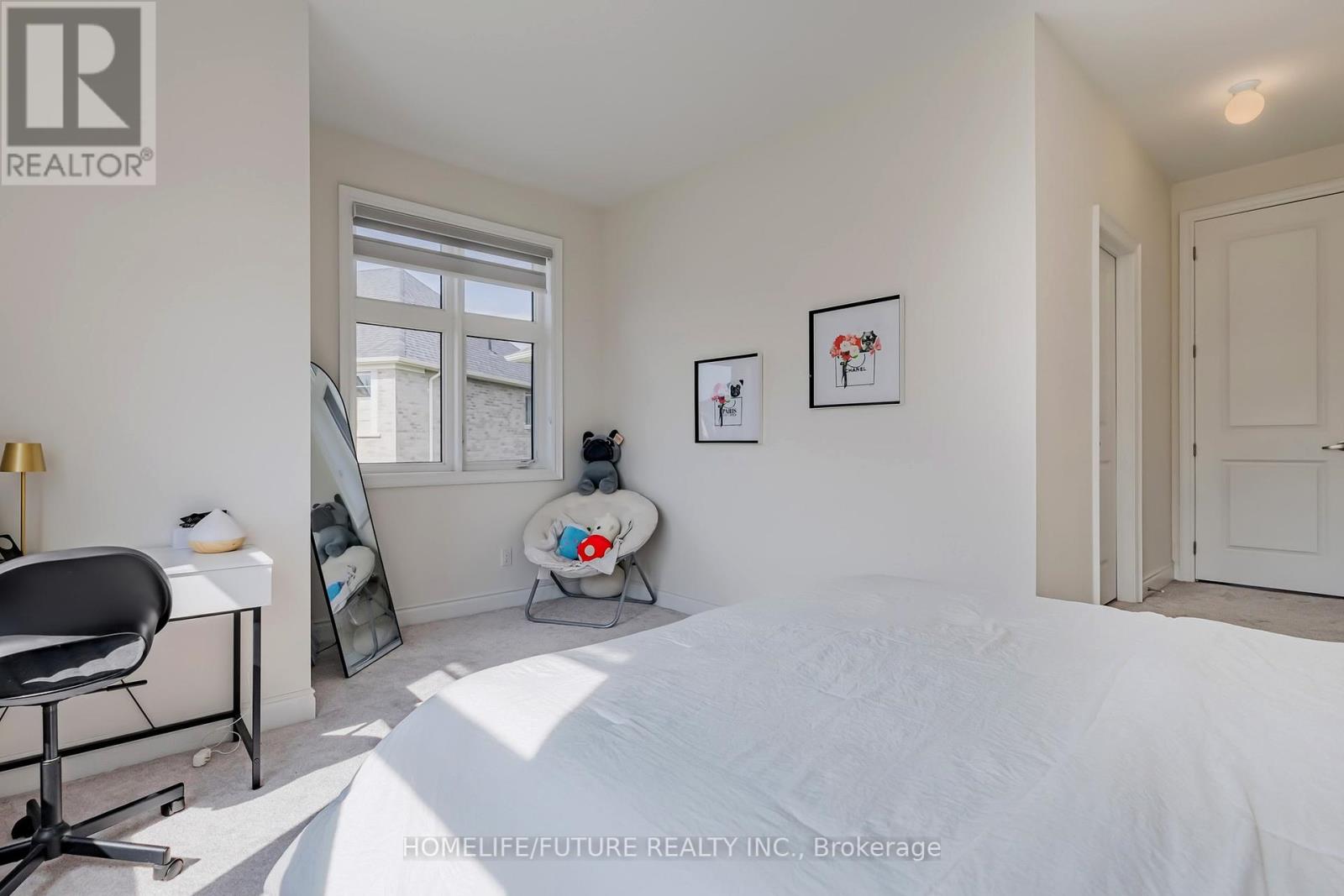 19 Joiner Circle, Whitchurch-Stouffville (Ballantrae), Ontario  L4A 4W9 - Photo 37 - N12401553