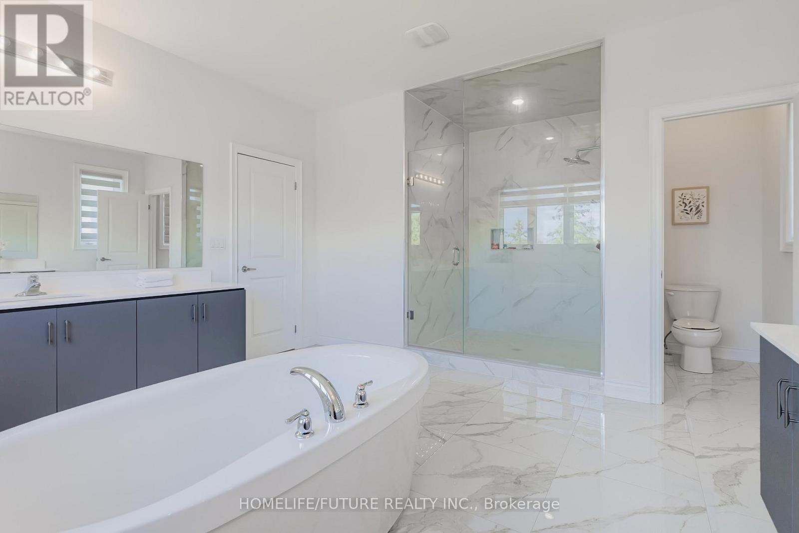 19 Joiner Circle, Whitchurch-Stouffville (Ballantrae), Ontario  L4A 4W9 - Photo 29 - N12401553