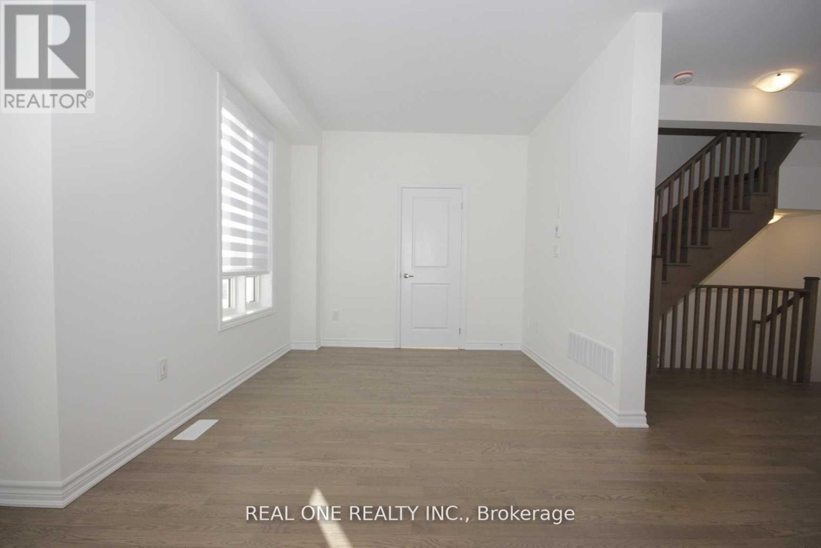 31 Massachusetts Lane, Markham, Ontario  L6E 0V6 - Photo 8 - N12395825
