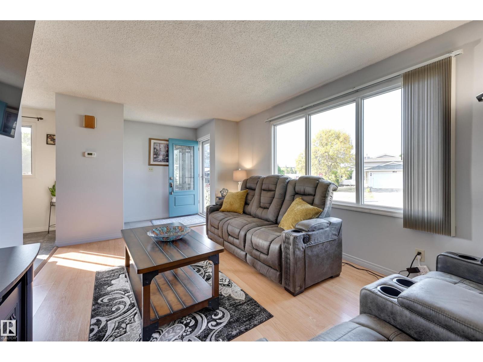 14703 35 St Nw, Edmonton, Alberta  T5Y 2H8 - Photo 5 - E4458750