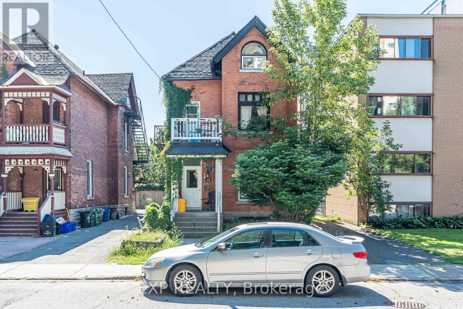 88 MACLAREN STREET, ottawa, Ontario