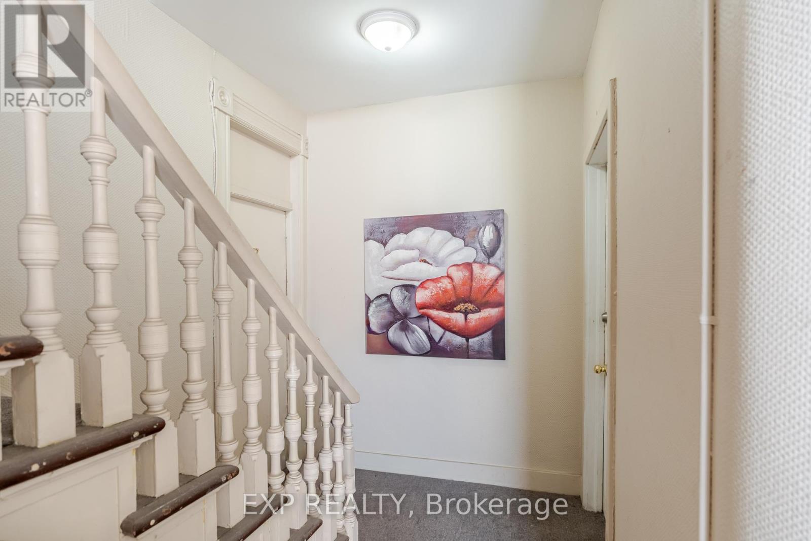 88 Maclaren Street, Ottawa, Ontario  K2P 0K6 - Photo 20 - X12416803