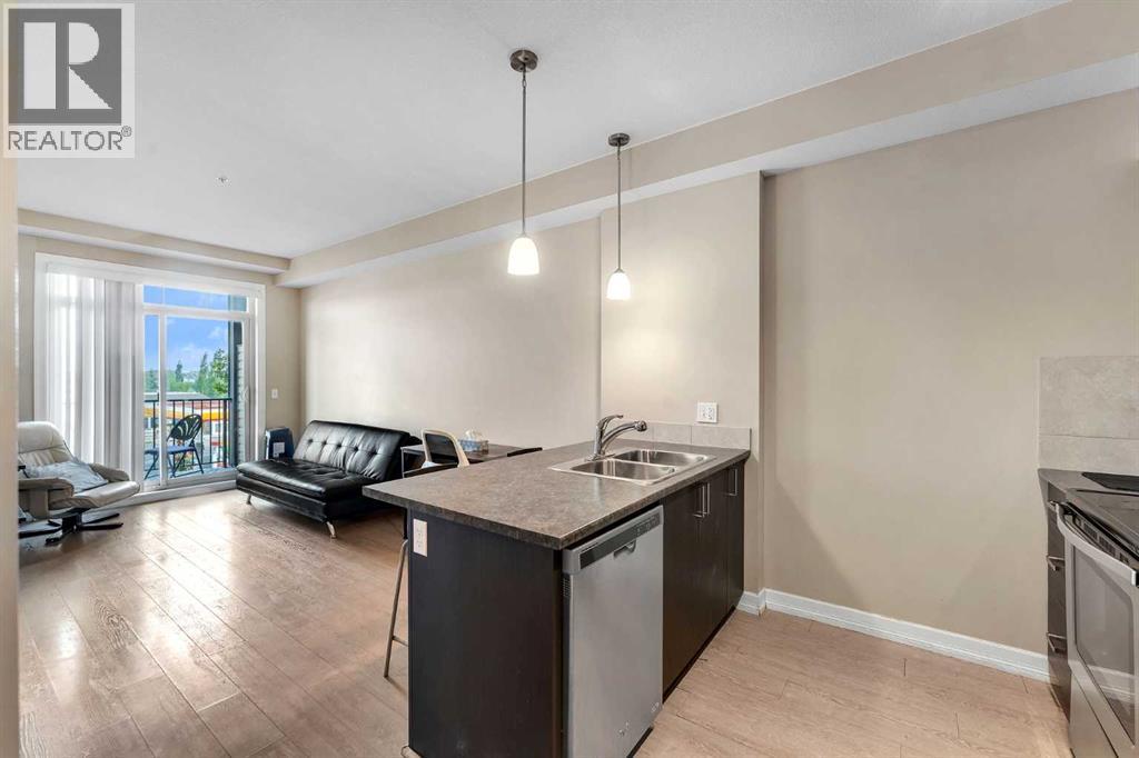 311, 117 Copperpond Common Se, Calgary, Alberta  T2Z 5E6 - Photo 8 - A2253997