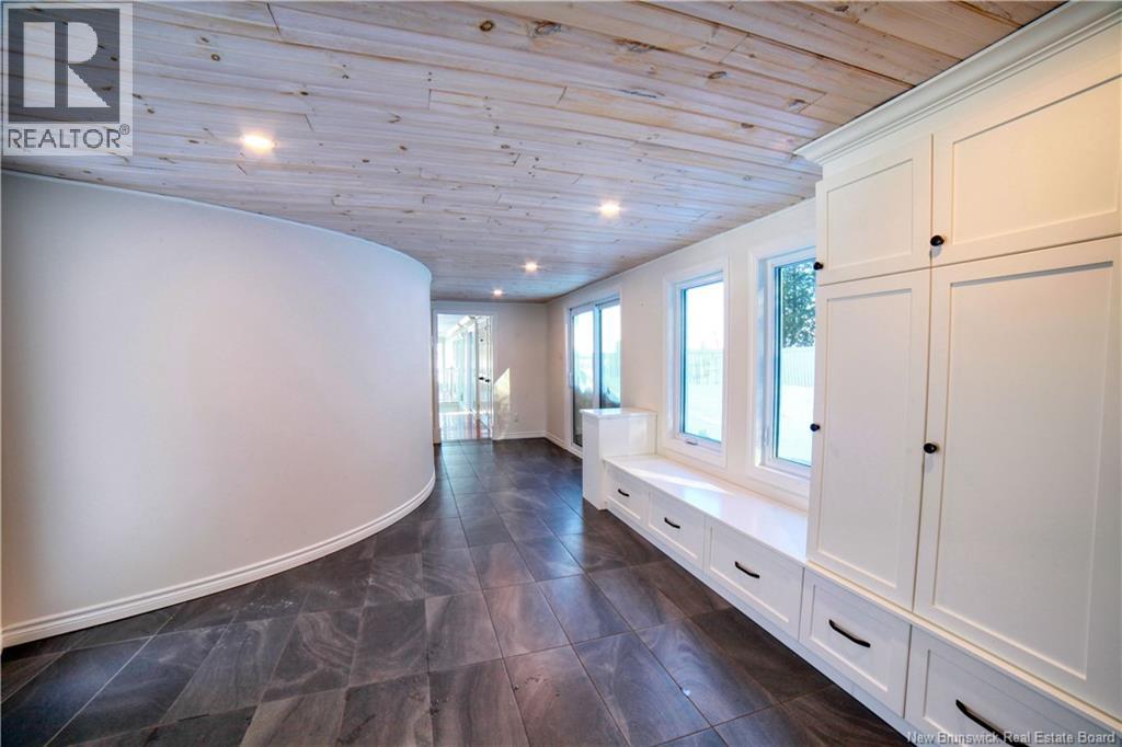 4 Cote Bleu, Bathurst, New Brunswick  E2A 3E8 - Photo 13 - NB112858