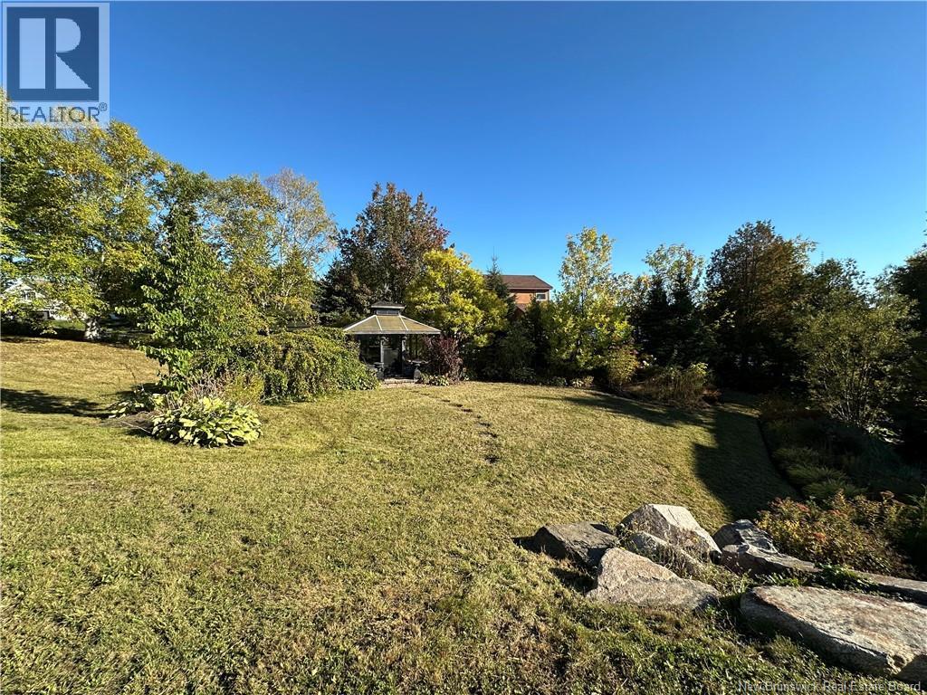 4 Cote Bleu, Bathurst, New Brunswick  E2A 3E8 - Photo 7 - NB112858