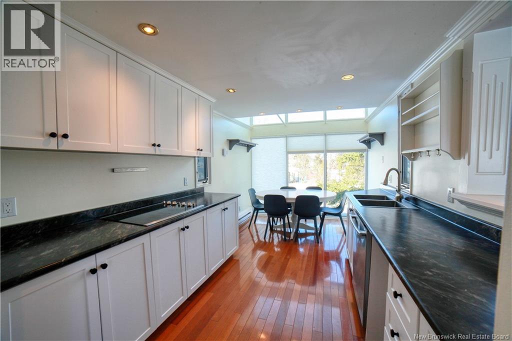 4 Cote Bleu, Bathurst, New Brunswick  E2A 3E8 - Photo 20 - NB112858