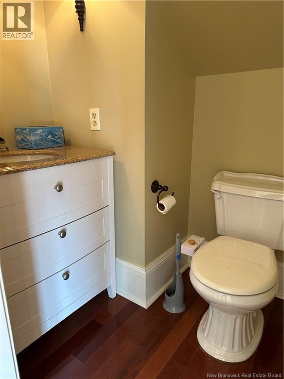 4 Cote Bleu, Bathurst, New Brunswick  E2A 3E8 - Photo 23 - NB112858