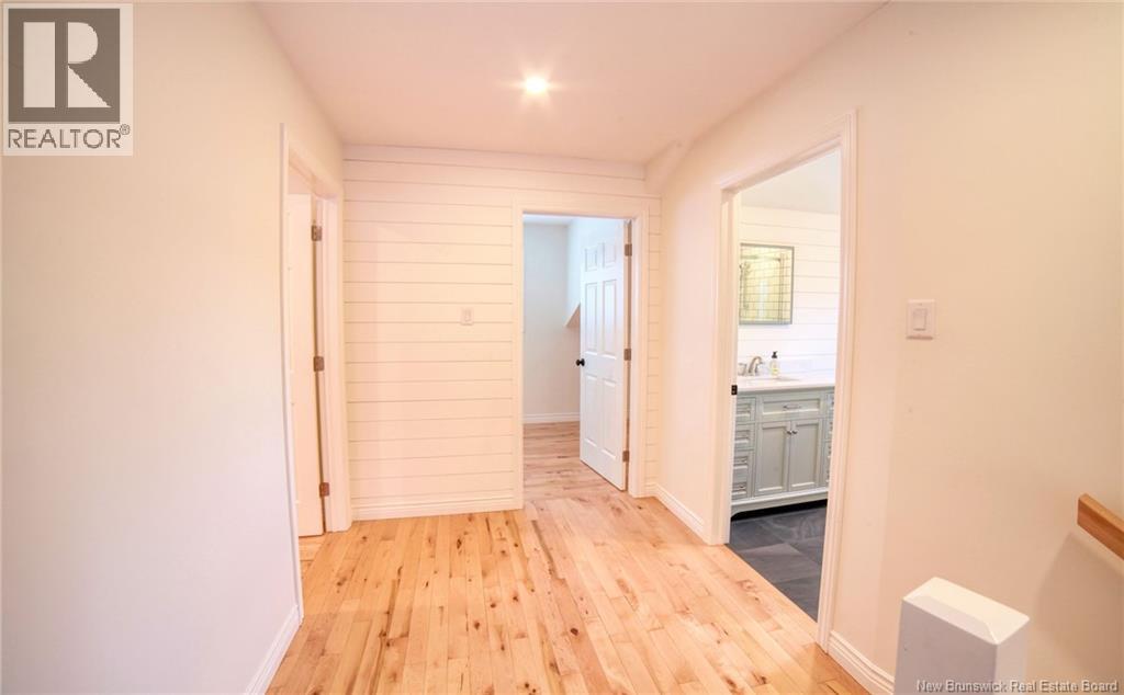 4 Cote Bleu, Bathurst, New Brunswick  E2A 3E8 - Photo 43 - NB112858