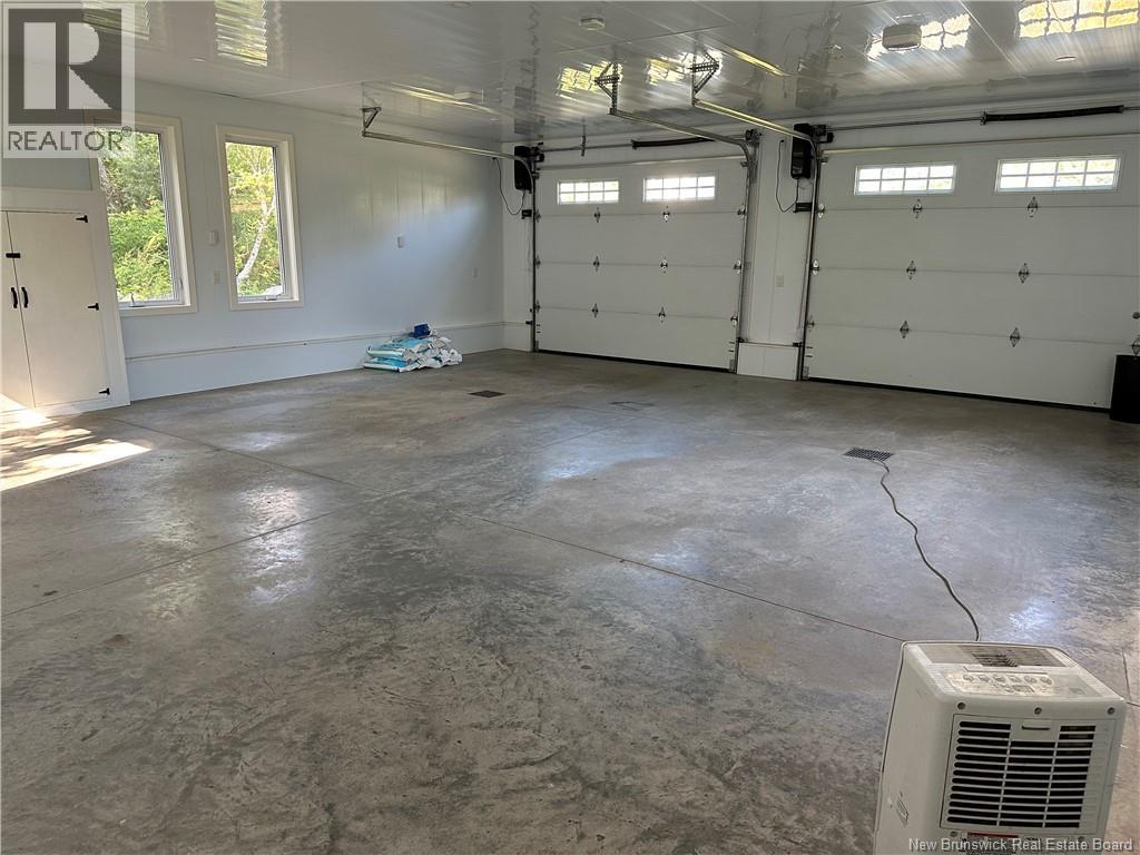 4 Cote Bleu, Bathurst, New Brunswick  E2A 3E8 - Photo 48 - NB112858