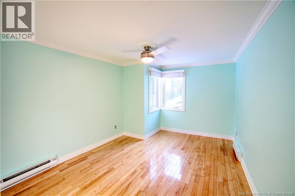 4 Cote Bleu, Bathurst, New Brunswick  E2A 3E8 - Photo 39 - NB112858