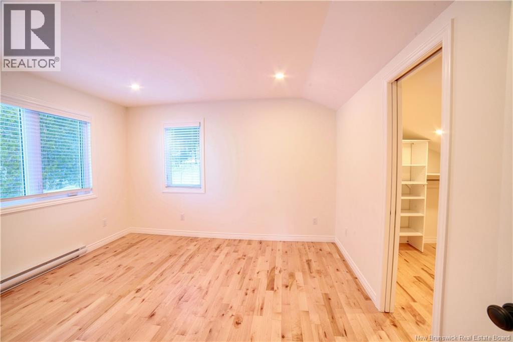 4 Cote Bleu, Bathurst, New Brunswick  E2A 3E8 - Photo 45 - NB112858