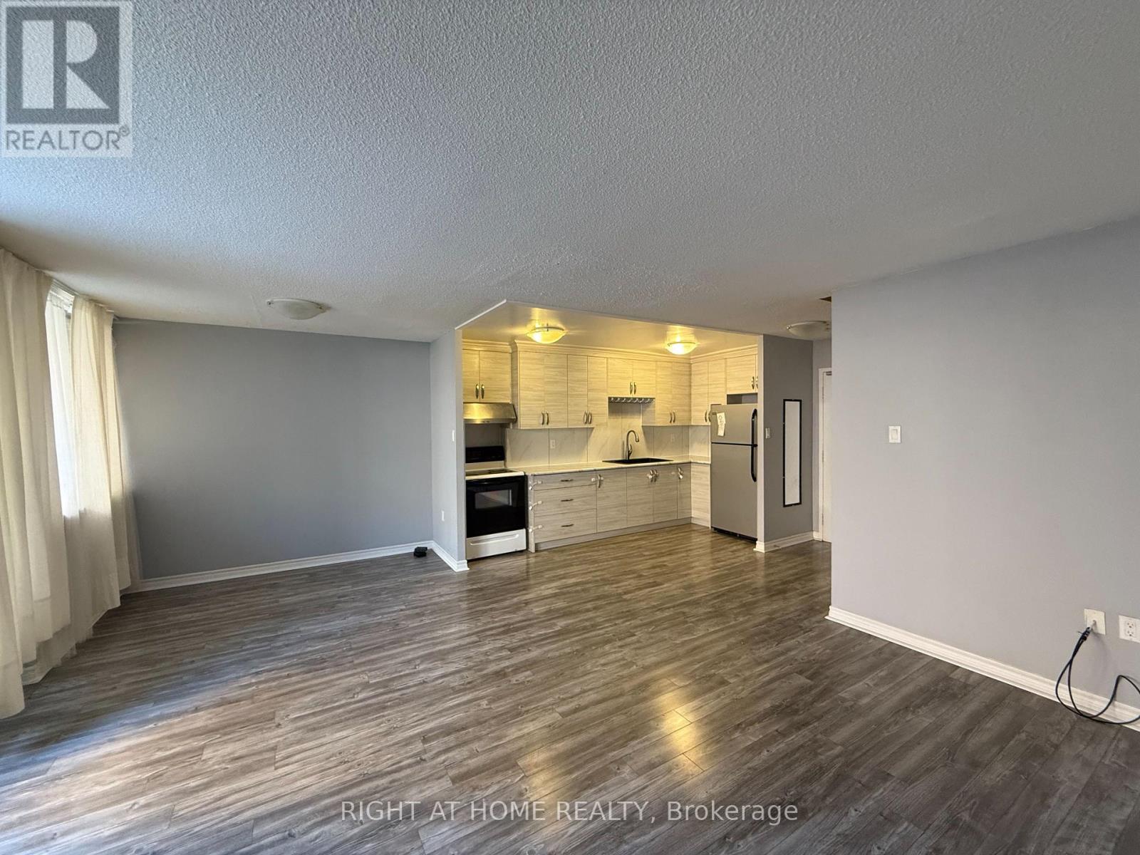 107 - 4062 LAWRENCE AVENUE E, Toronto, Ontario