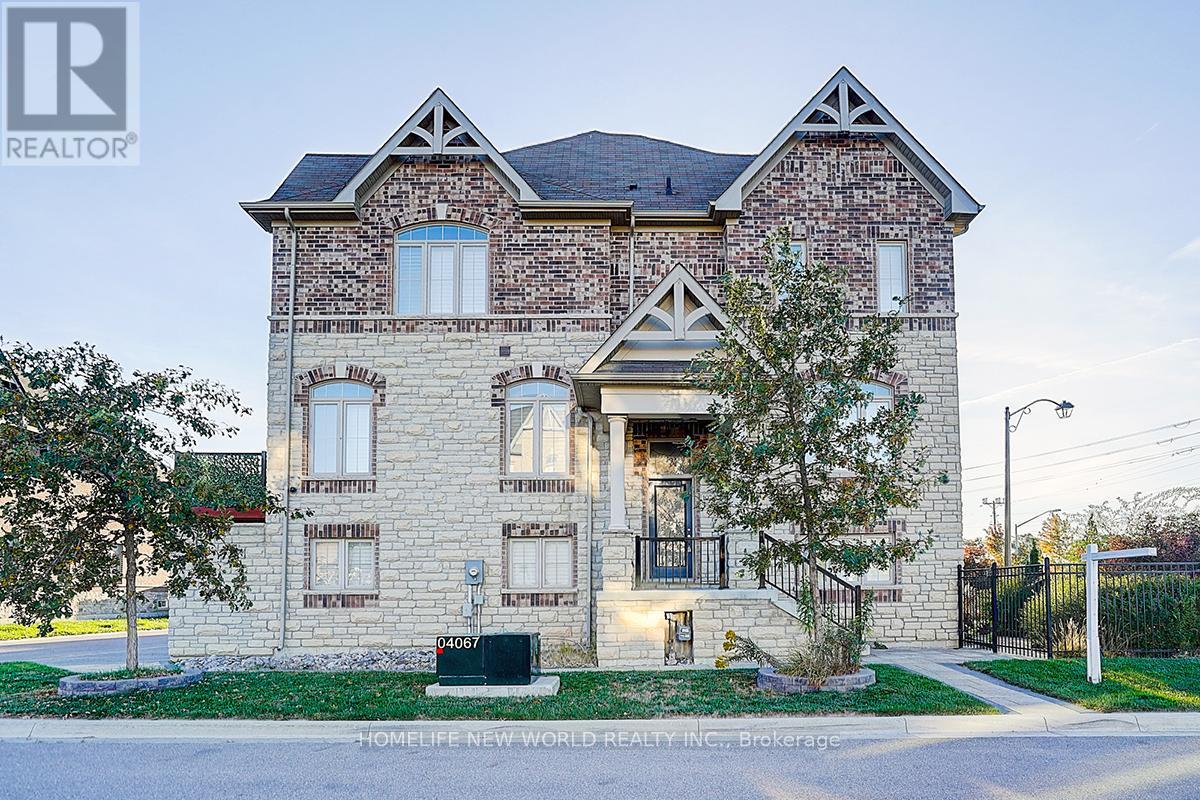 107 BEECHBOROUGH CRESCENT, East Gwillimbury, Ontario