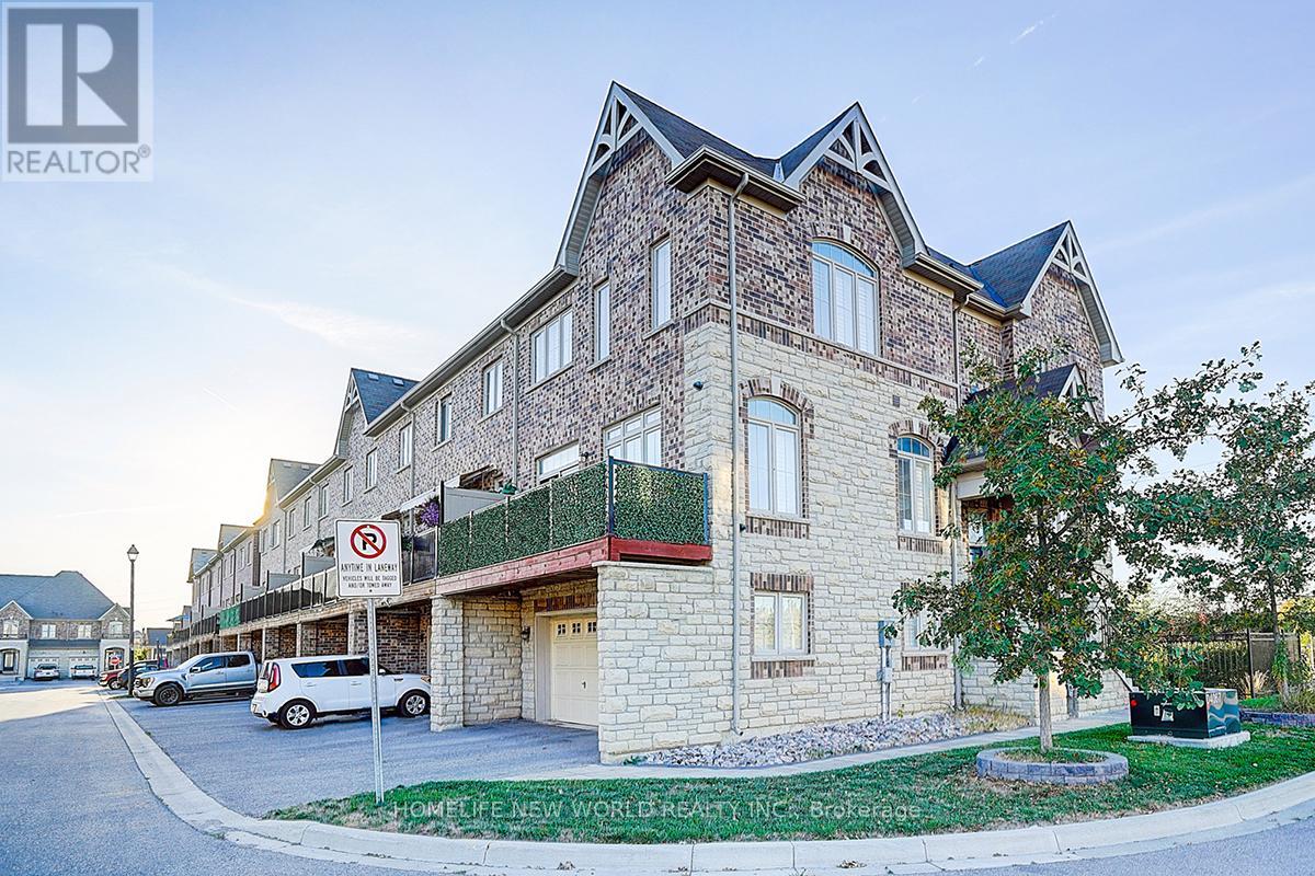 107 Beechborough Crescent, East Gwillimbury (Sharon), Ontario  L9N 0N9 - Photo 2 - N12416805