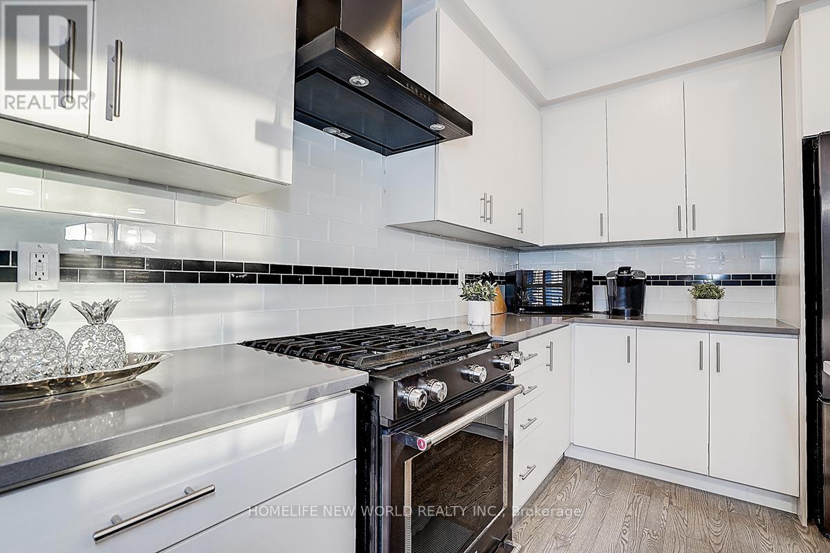 107 Beechborough Crescent, East Gwillimbury (Sharon), Ontario  L9N 0N9 - Photo 27 - N12416805