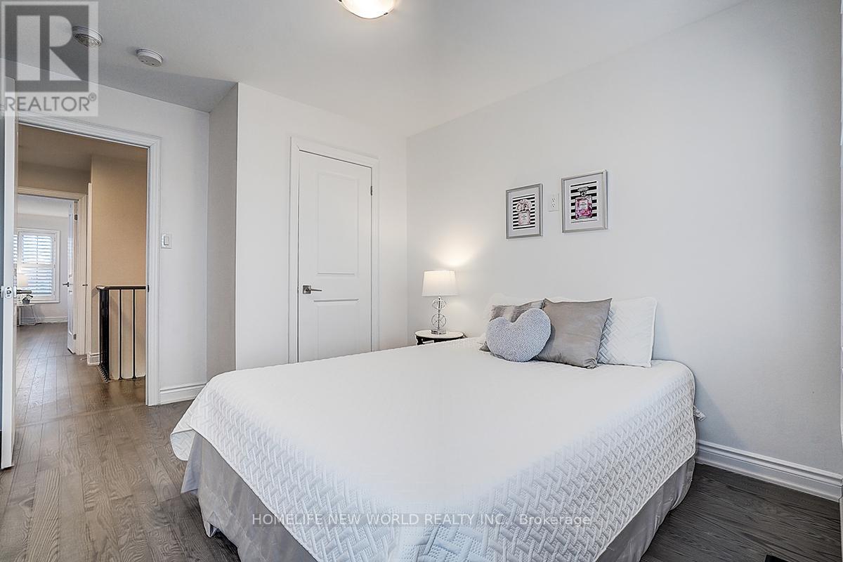 107 Beechborough Crescent, East Gwillimbury (Sharon), Ontario  L9N 0N9 - Photo 41 - N12416805