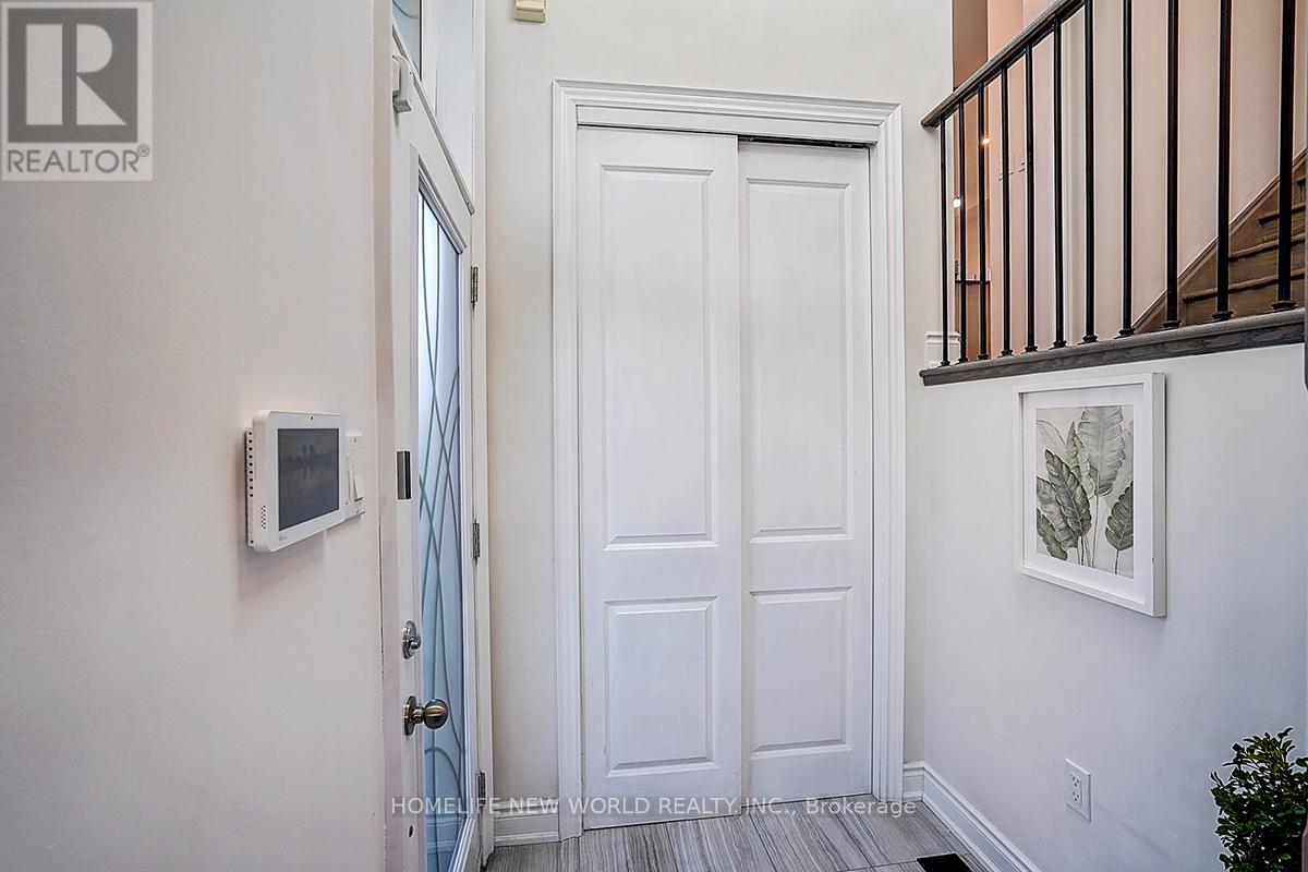 107 Beechborough Crescent, East Gwillimbury (Sharon), Ontario  L9N 0N9 - Photo 47 - N12416805