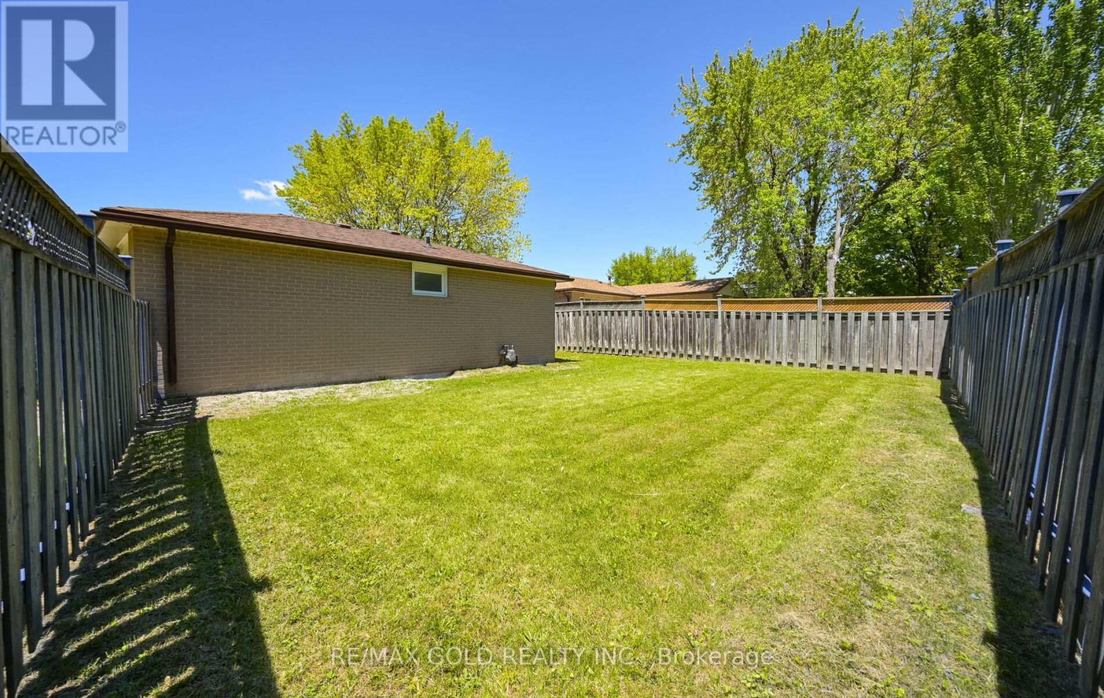 15 Flavian Crescent, Brampton, Ontario  L6T 3P2 - Photo 43 - W12416820